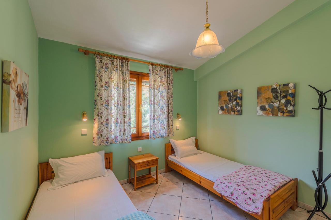 Villa Melina 2 Коініра Екстер'єр фото