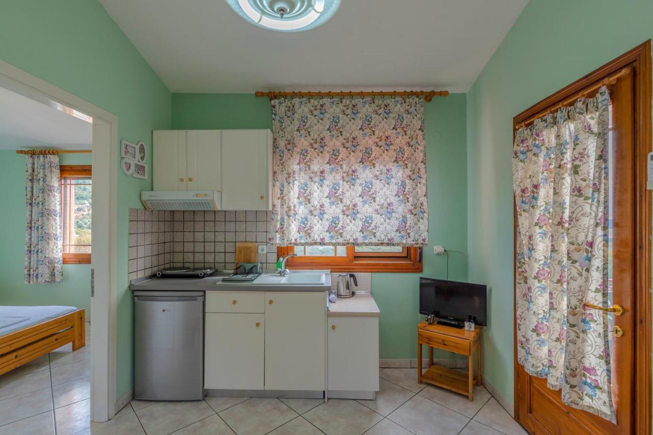 Villa Melina 2 Коініра Екстер'єр фото