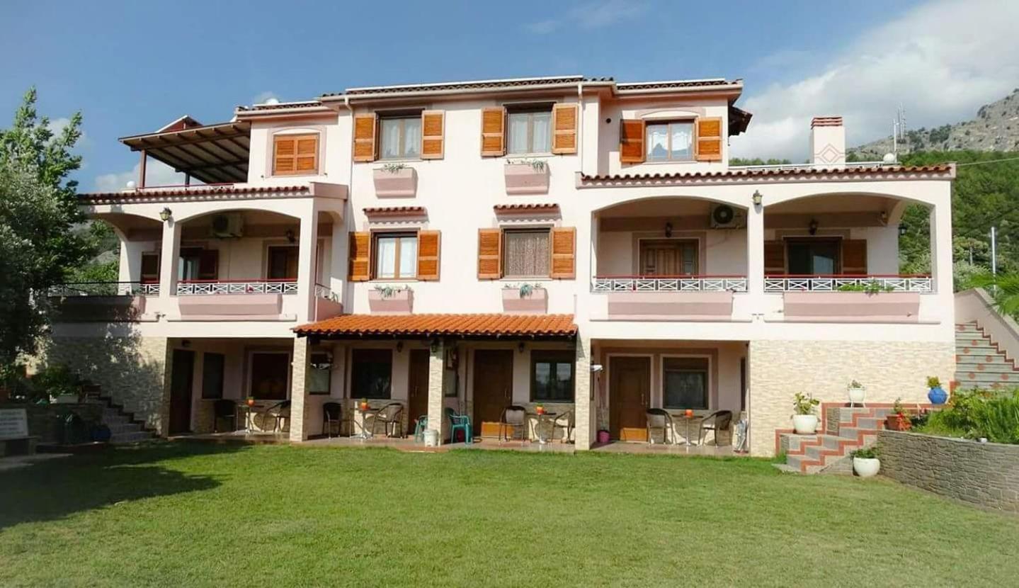 Villa Melina 2 Коініра Екстер'єр фото
